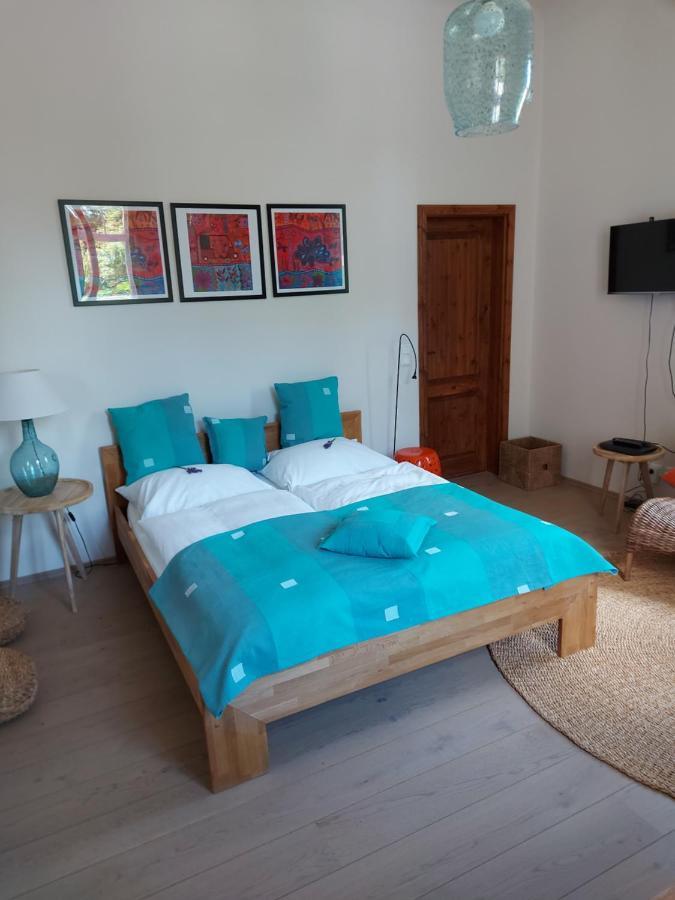 Villa Veda 策德尼克 外观 照片